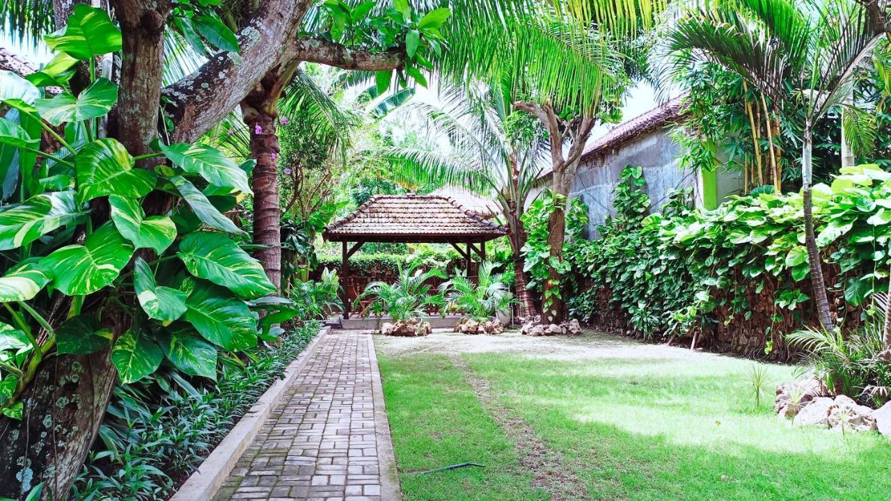 Dalai Tropical Hotel Kuta  Buitenkant foto