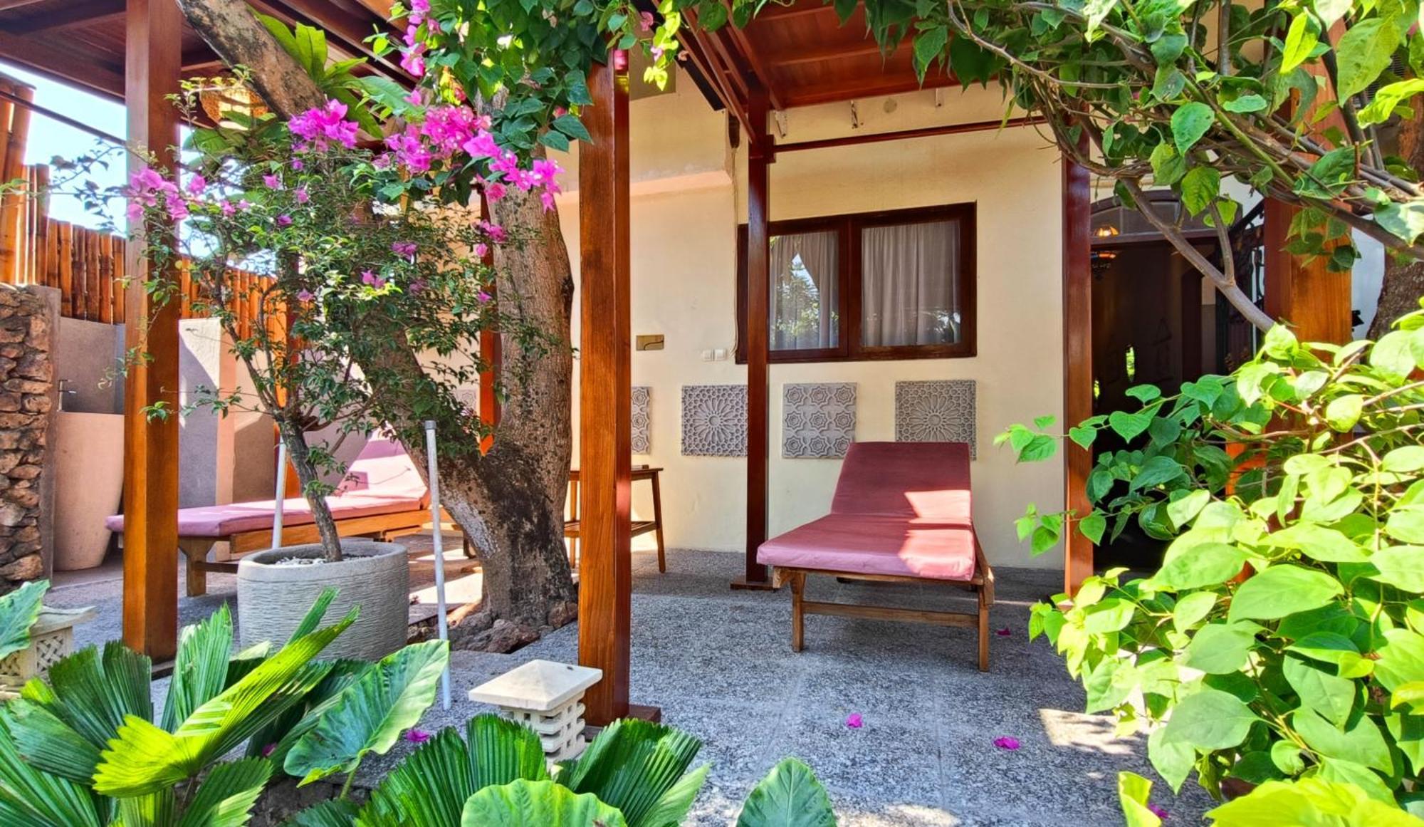 Dalai Tropical Hotel Kuta  Buitenkant foto